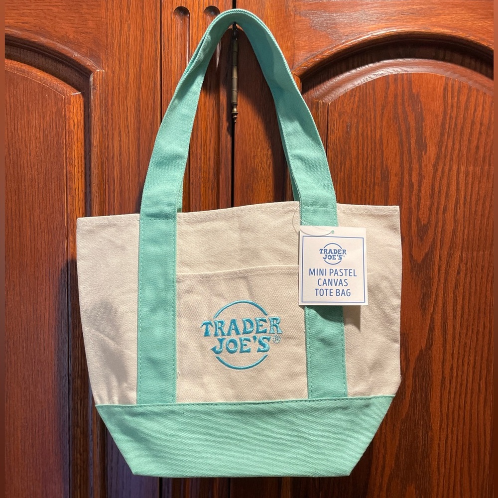 Trader Joe's Mini Pastel Canvas Tote Bag. Mint Green & Cream. From Spring 2025.